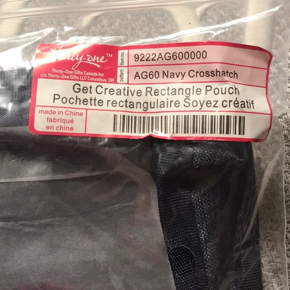 Thirty-One Get Creative Rectangle Pouch Navy - Picture 2 of 2